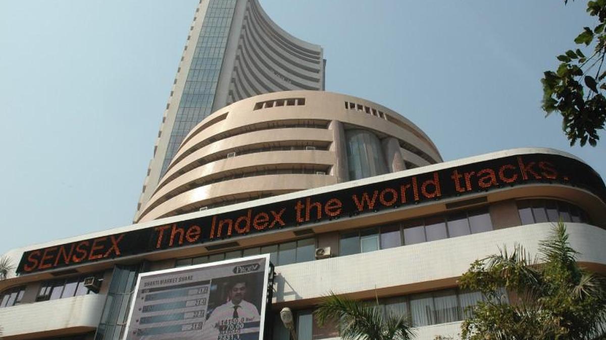 Stock markets pare early gains; trade lower